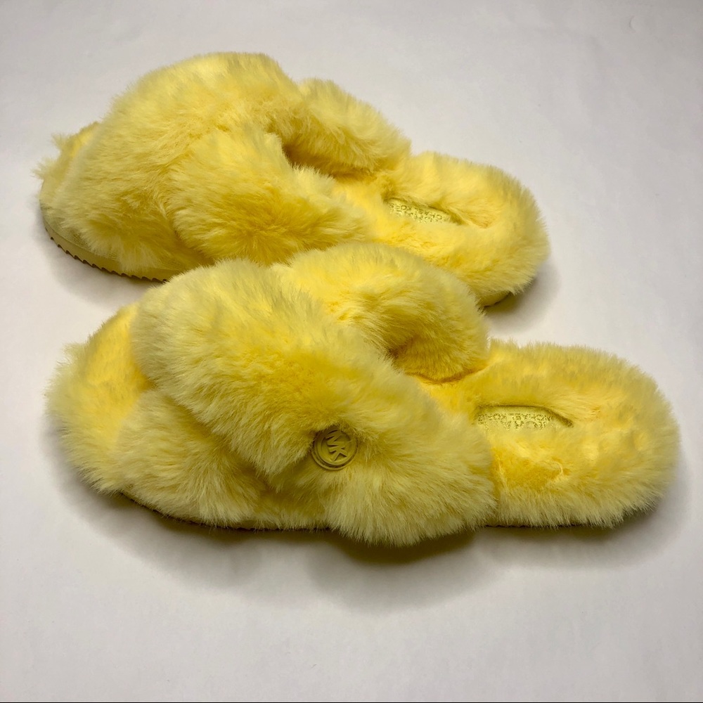 New Michael Kors Yellow Lala Faux Fur Slippers - Picture 10 of 11
